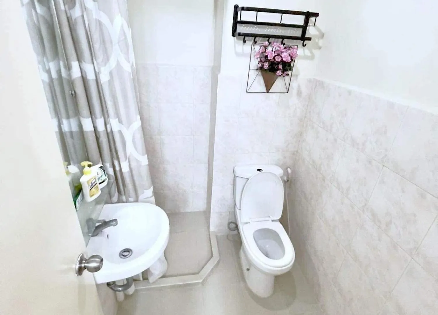 Seawind Condo Near Airport Tower 3 Davao City Philippines